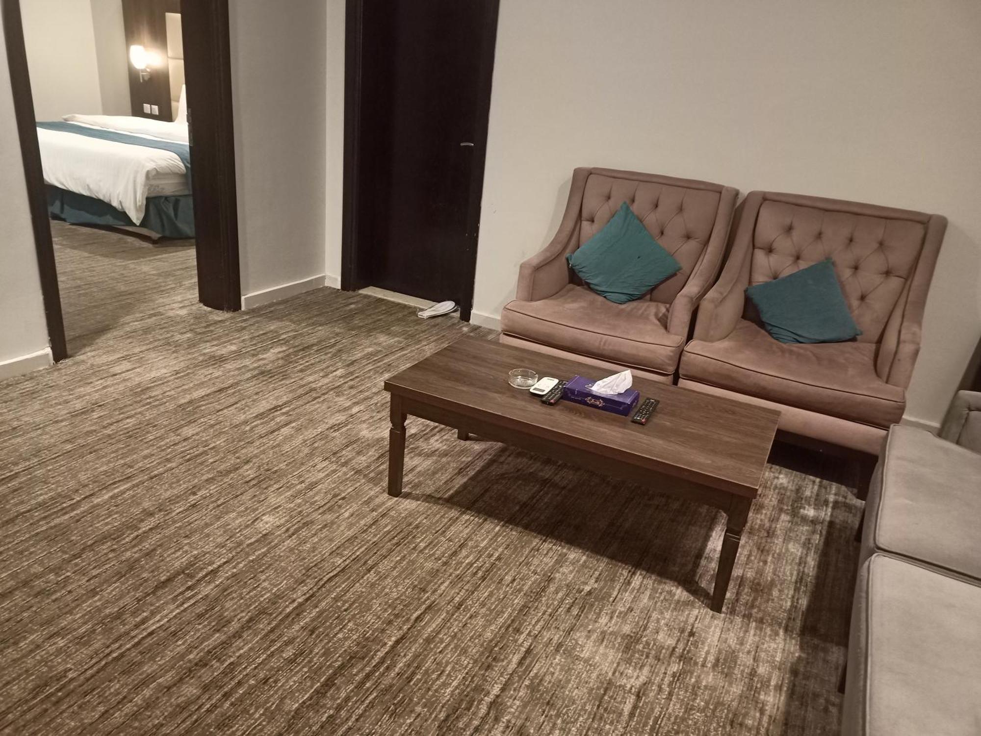 همم للوحدات السكنية - الرحيلي Jeddah Al Kura Chambre photo